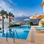 Villa Palm *